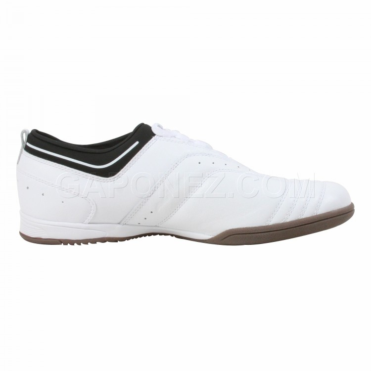 Adidas_Soccer_Shoes_adiNOVA_Indoor_G04452_3.jpeg