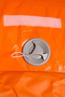 Madwave 公开水域游泳充气浮标 M2073 01 0 07W