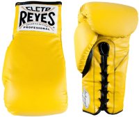 Cleto Reyes 拳击手套亲笔签名 A320