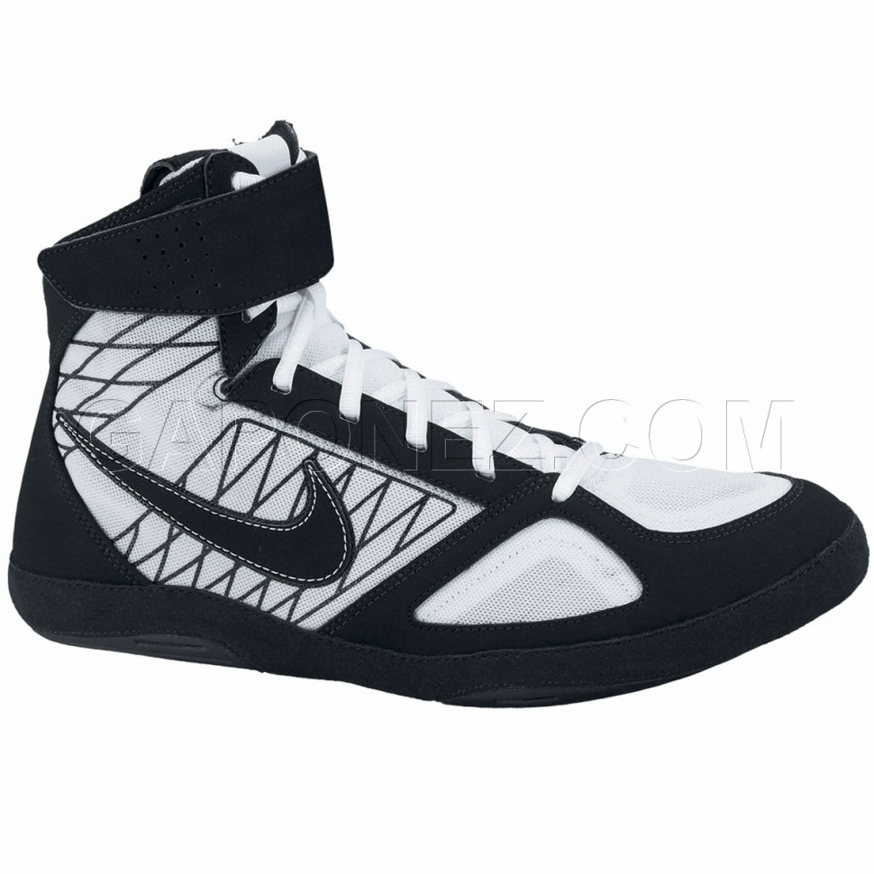 black nike wrestling shoes