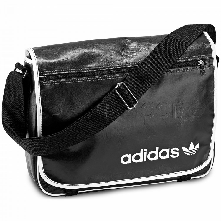 Adidas_Originals_Bag_Messenger_E43986.jpeg