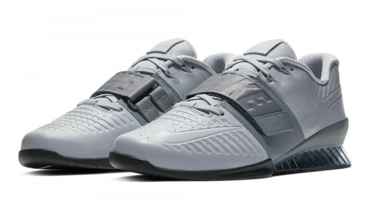 Nike Zapatos de Levantamiento de Pesas Romaleos 3XD AO7987-010