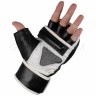 Title MMA Bag Gloves Wristwrap TWHBG