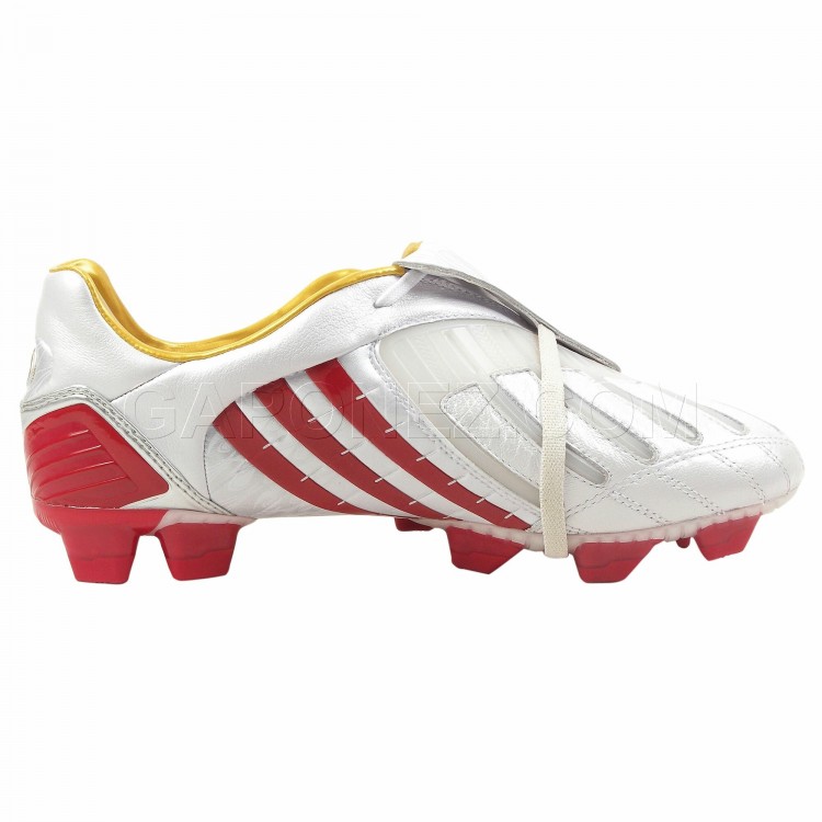 Adidas_Soccer_Shoes_Predator_Absolion_PowerSwerve_TRX_FG_909724_3.jpeg